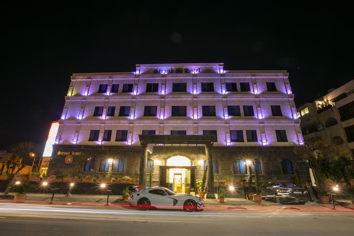 Strand Hotel