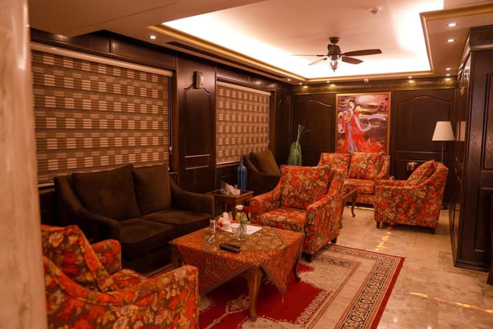 Strand Hotel
