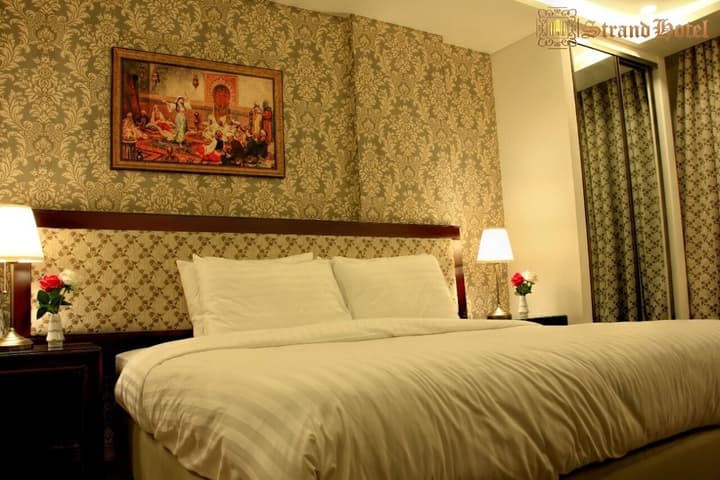 Strand Hotel