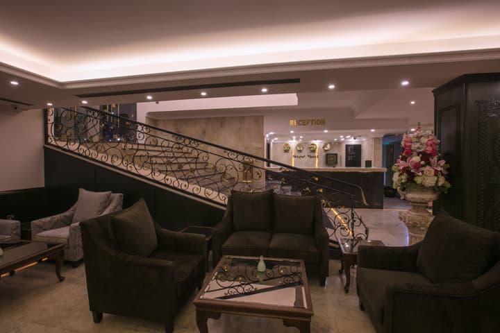 Strand Hotel
