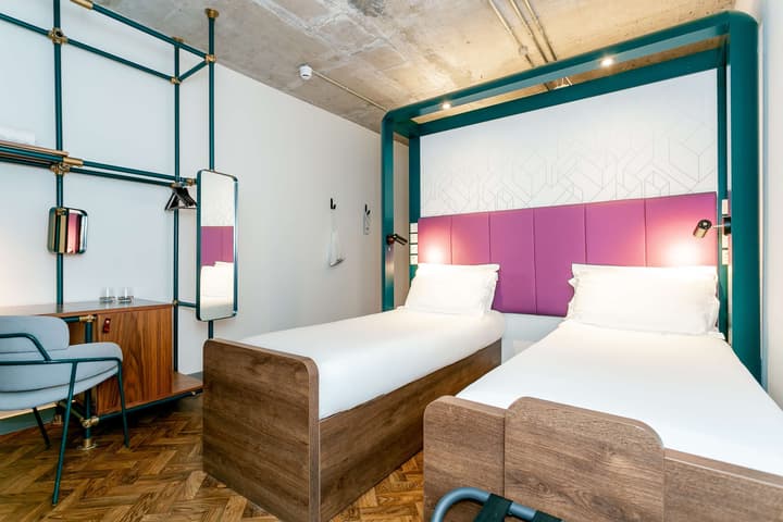 YOTEL Manchester Deansgate