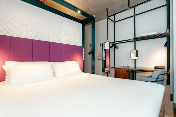 YOTEL Manchester Deansgate
