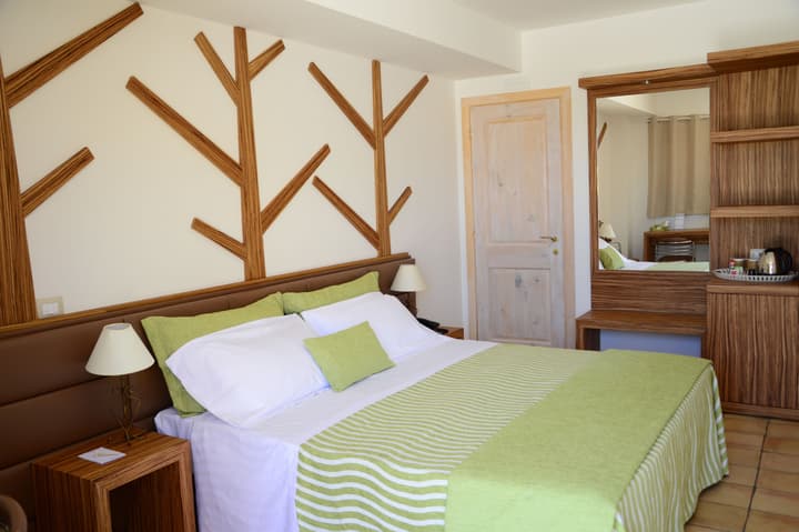 Artemisia Resort