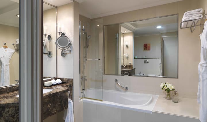 Park Regis Kris Kin Hotel Dubai