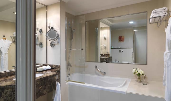 Park Regis Kris Kin Hotel Dubai