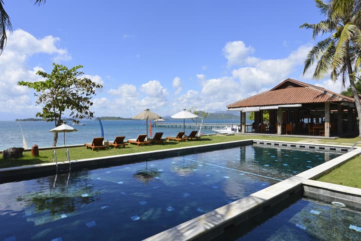 Cocotinos Sekotong, a Boutique Beach Resort & Spa