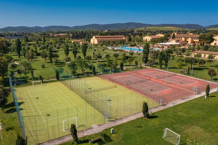 Poggio all'Agnello – Sport & Active Holidays