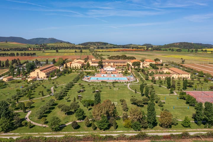 Poggio all'Agnello – Sport & Active Holidays