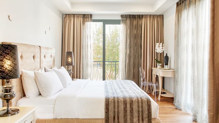 Dioni Boutique Hotel