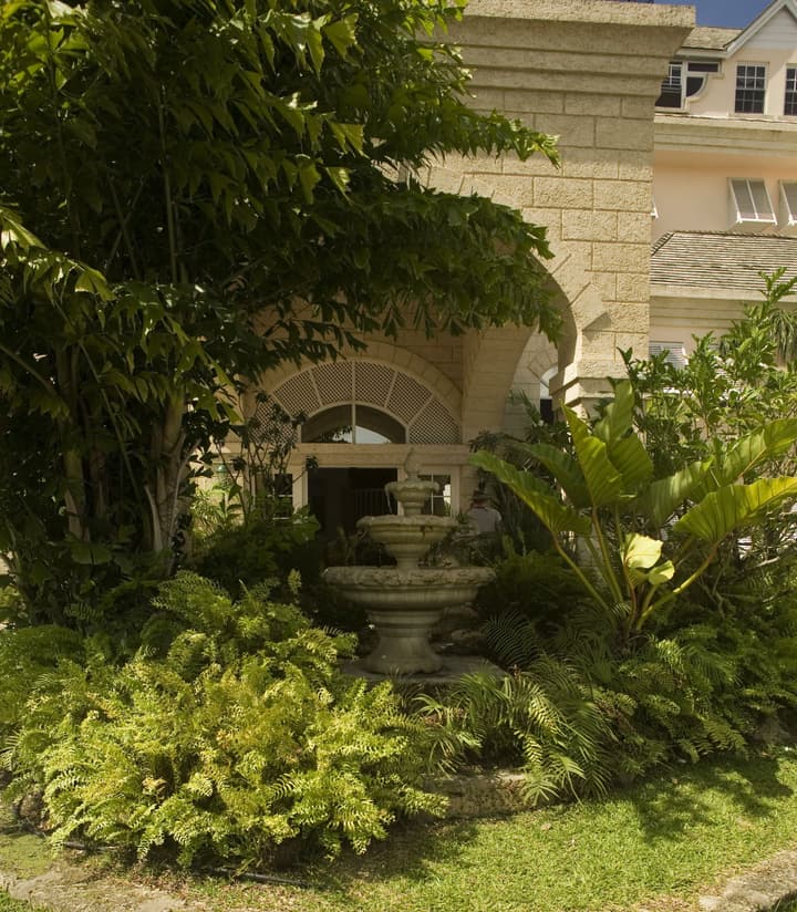 Coral Sands Beach Resort