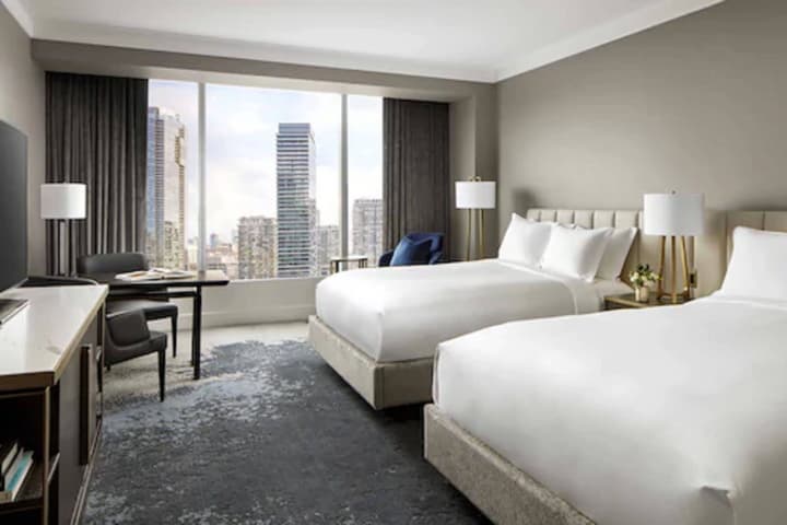 The Ritz-Carlton, Toronto