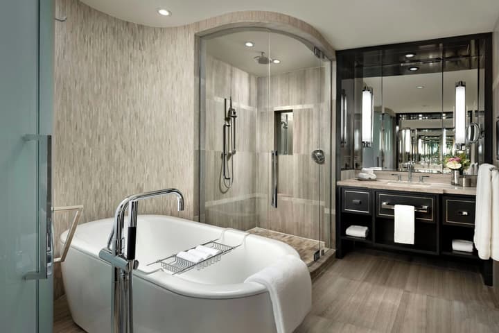 The Ritz-Carlton, Toronto