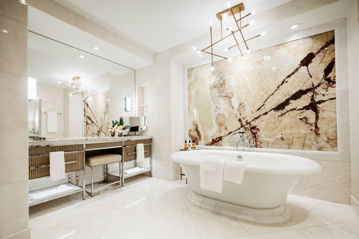 The Ritz-Carlton, Toronto