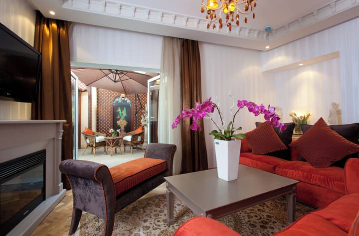 Hotel Art Palace Suites & Spa