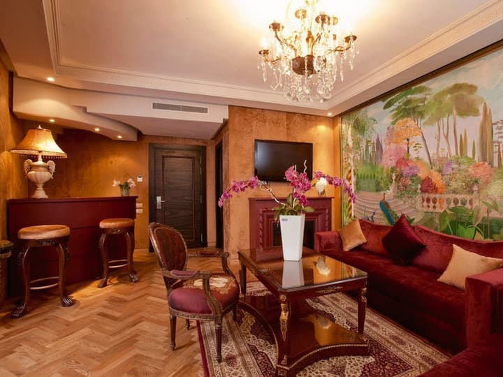 Hotel Art Palace Suites & Spa