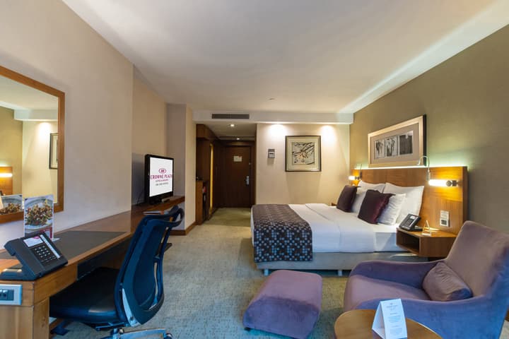 Crowne Plaza Istanbul - Harbiye by IHG
