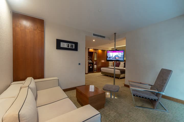 Crowne Plaza Istanbul - Harbiye by IHG
