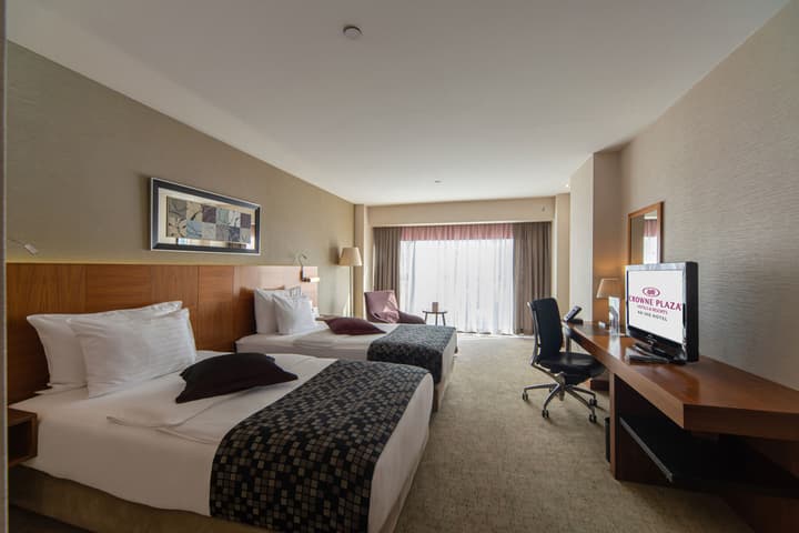 Crowne Plaza Istanbul - Harbiye by IHG