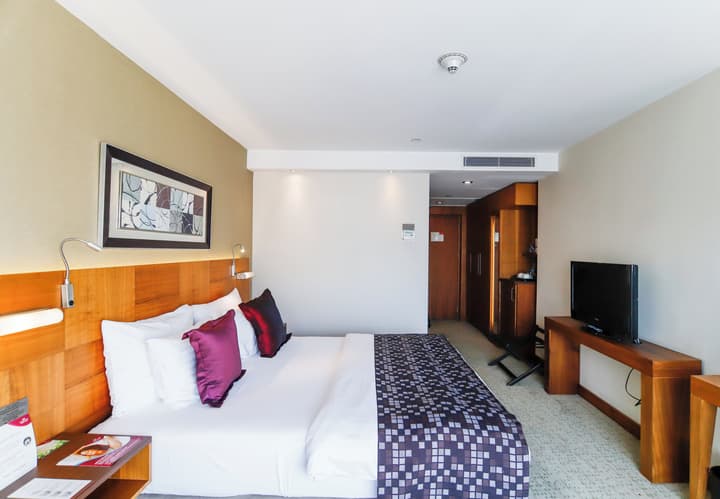 Crowne Plaza Istanbul - Harbiye by IHG