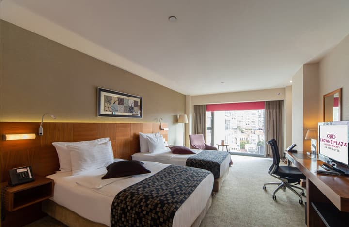 Crowne Plaza Istanbul - Harbiye by IHG