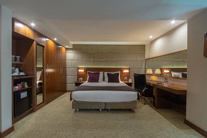 Crowne Plaza Istanbul - Harbiye by IHG