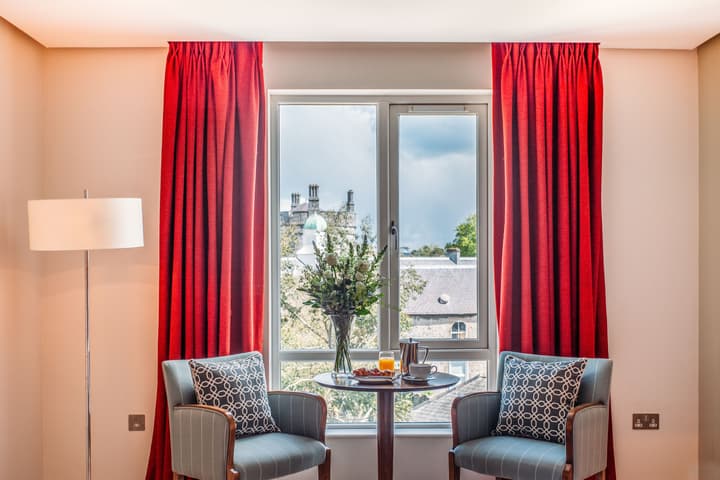 Pembroke Hotel