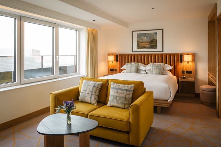 Pembroke Hotel