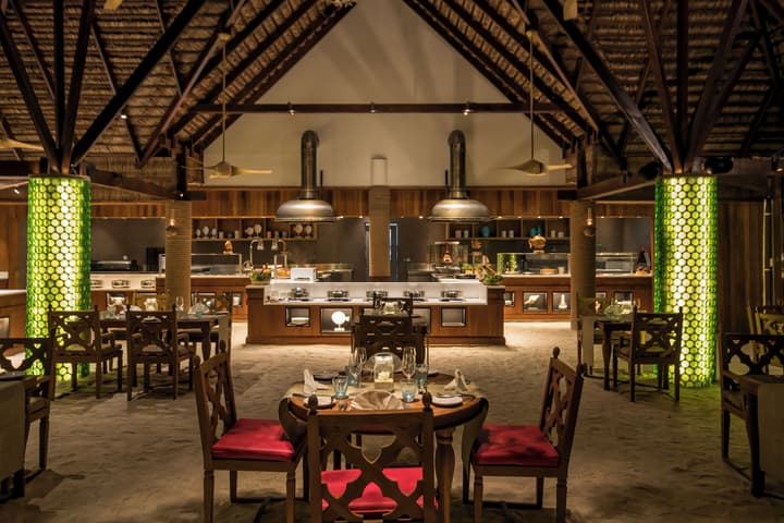 Constance Moofushi All Inclusive