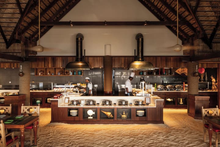 Constance Moofushi All Inclusive