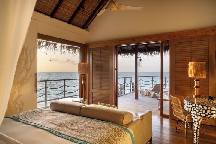 Constance Moofushi All Inclusive