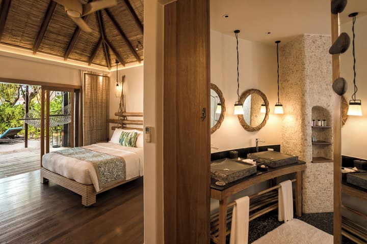 Constance Moofushi All Inclusive