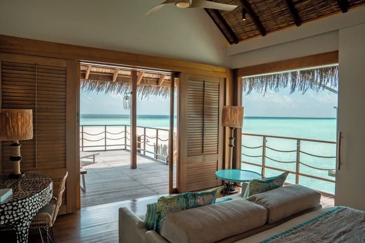 Constance Moofushi All Inclusive