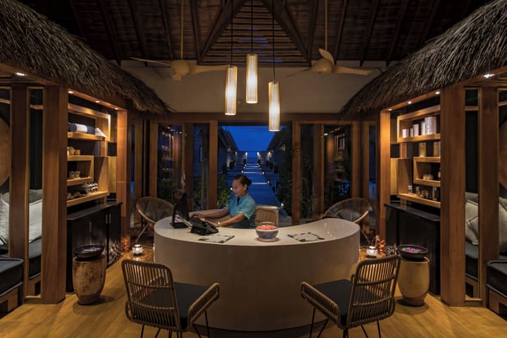 Constance Moofushi All Inclusive