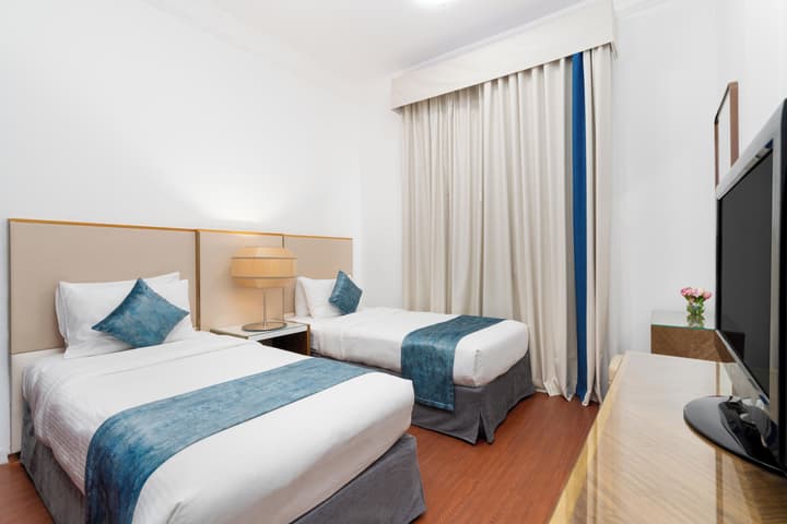Golden Sands Hotel & Residences