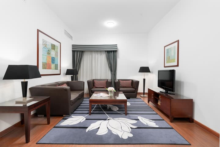Golden Sands Hotel & Residences