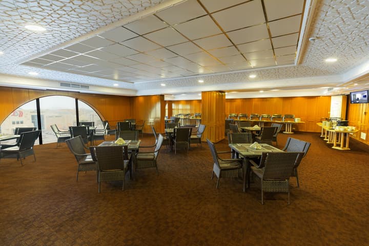 Hamdan Plaza Hotel