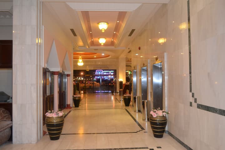 Hamdan Plaza Hotel