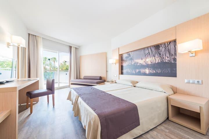 Eix Lagotel Holiday Resort