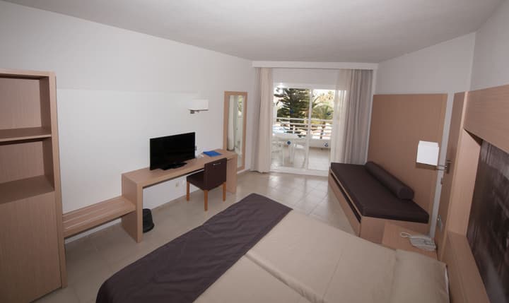 Eix Lagotel Holiday Resort