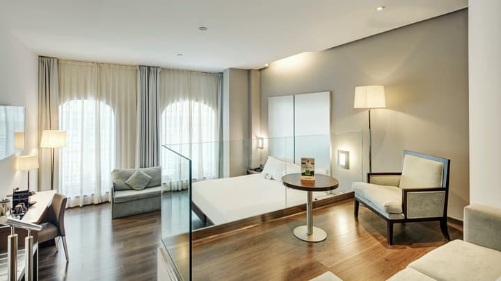 Hotel Sercotel Coliseo