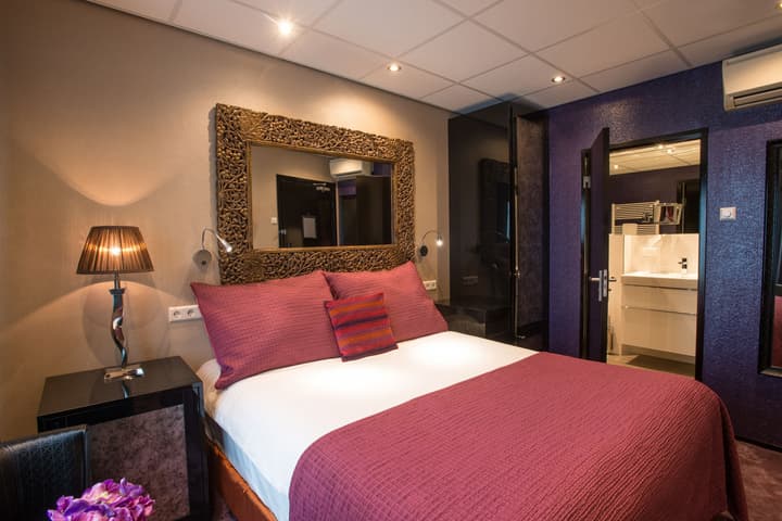Hotel Sebastian's