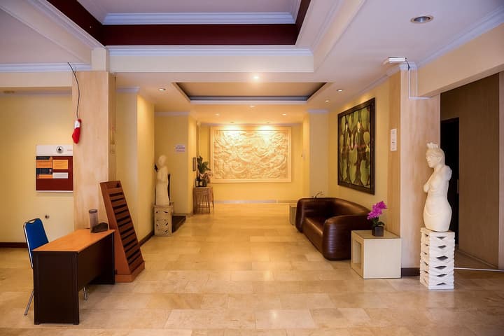Puri Saron Hotel Denpasar