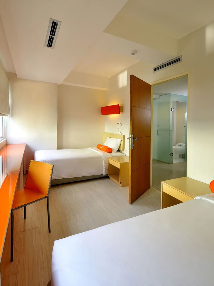 HARRIS Hotel & Residence Riverview Kuta Bali