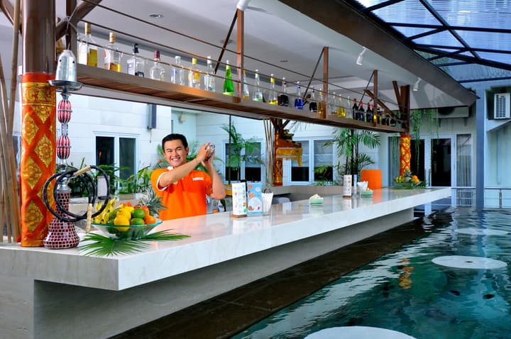 HARRIS Hotel & Residence Riverview Kuta Bali