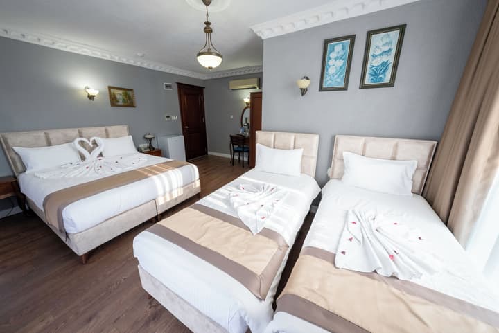 Basileus Hotel