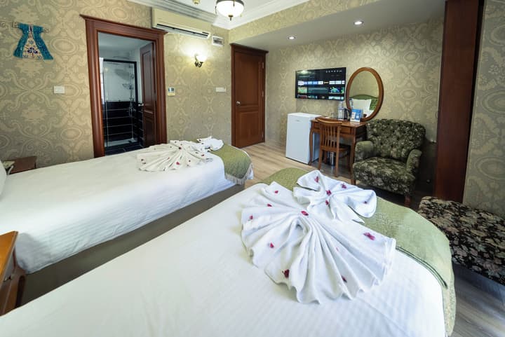 Basileus Hotel