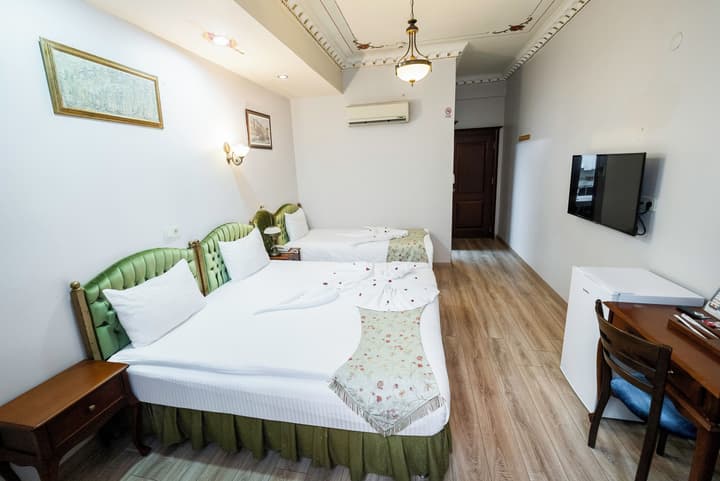 Basileus Hotel