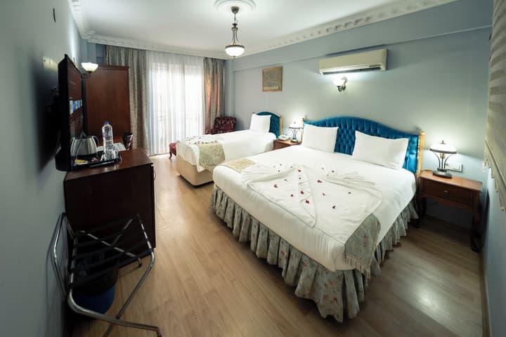 Basileus Hotel