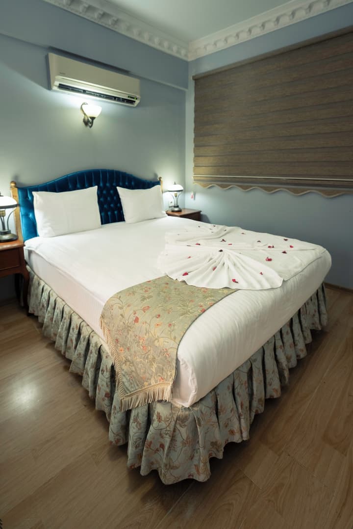 Basileus Hotel