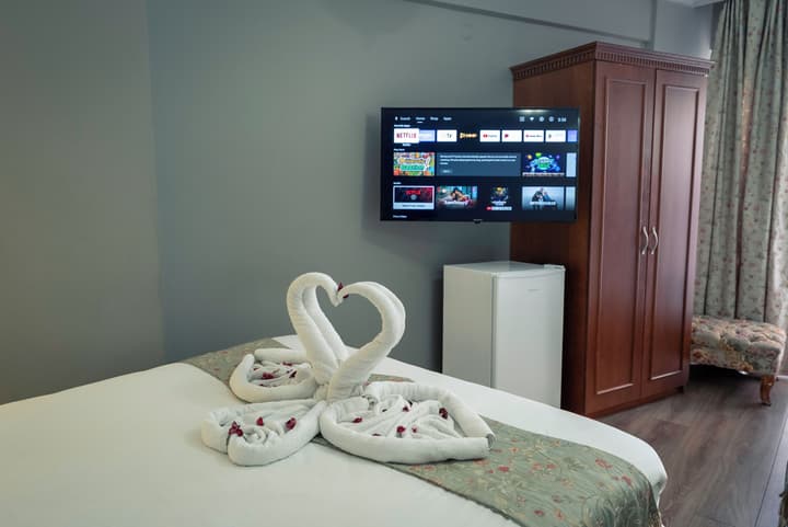 Basileus Hotel
